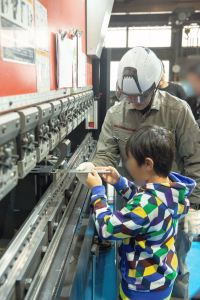 関の工場参観日ワークショップ